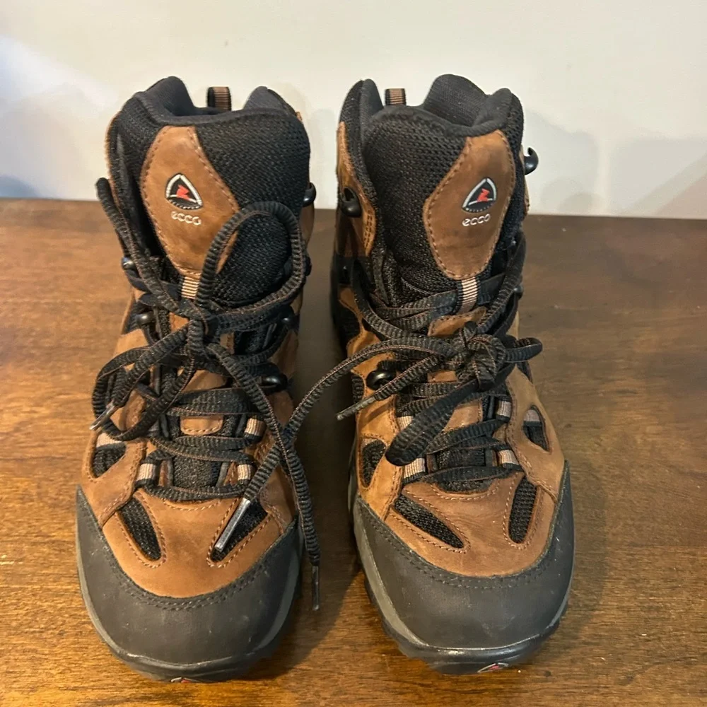 Ecco Receptor Womens Hiking Boots Brown Leather Round Toe Mid Top Lace Up 6-6.5